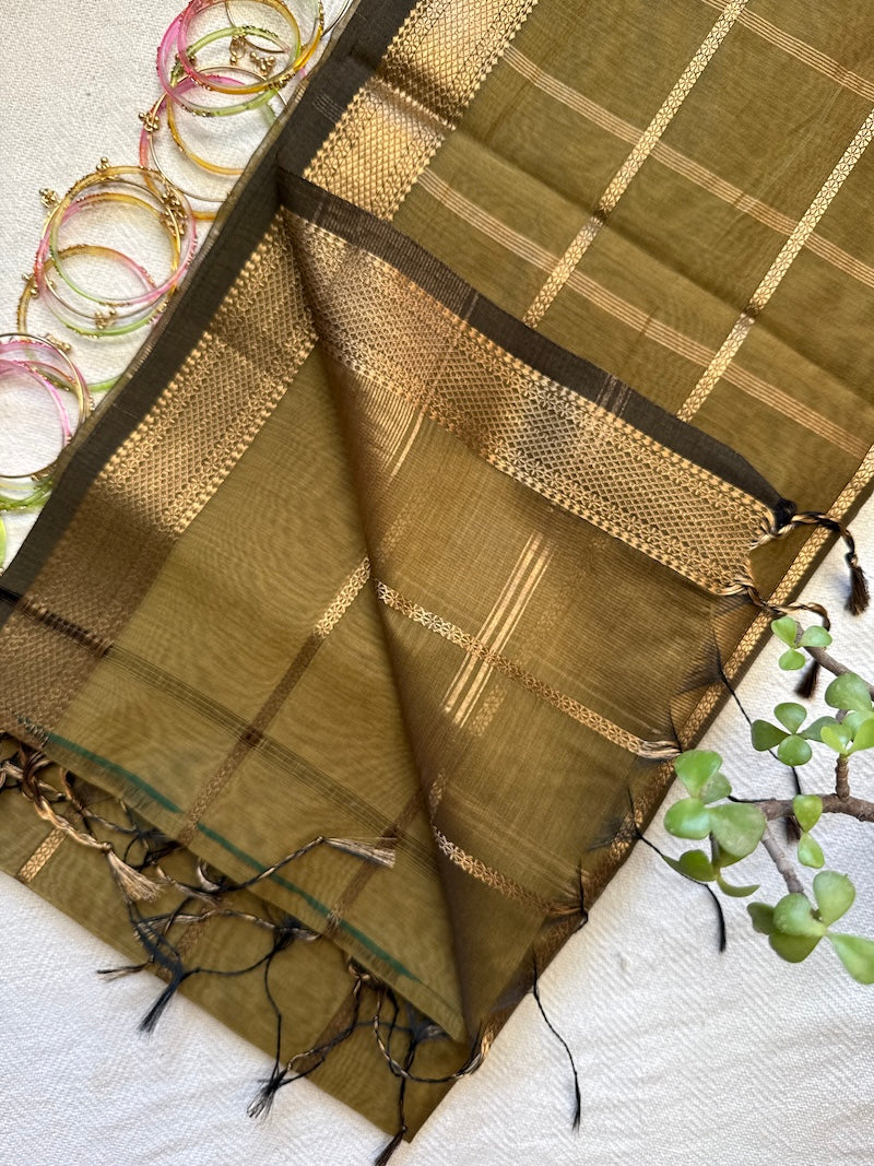 Olive Aura – Handloom Maheshwari Cotton Silk Saree with Zari Border